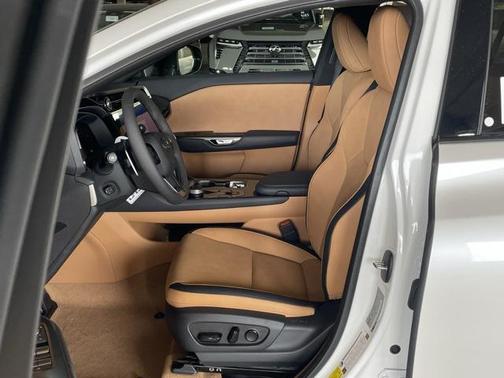 2025 Lexus RZ 450e Premium