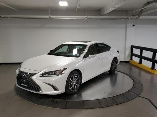 2023 Lexus ES 350 Base