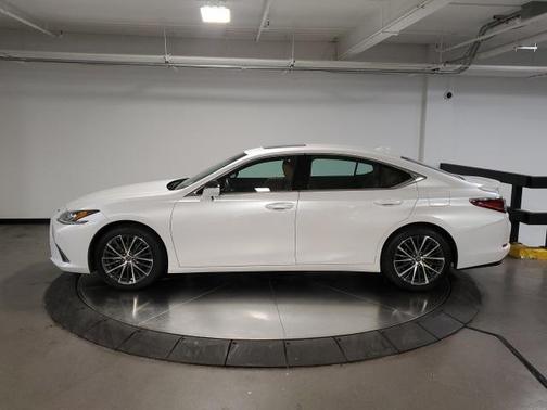 2023 Lexus ES 350 Base