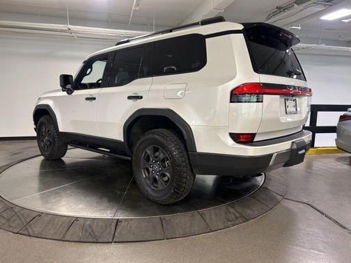White Pearl 2024 Lexus GX 550 Overtrail+