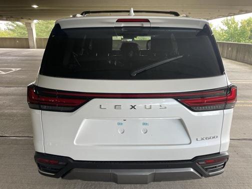 2025 Lexus LX 600 Luxury