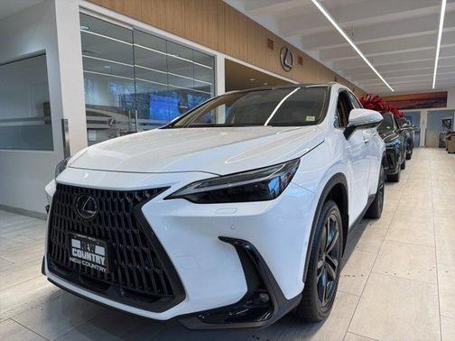 2026 Lexus NX 450h+ Luxury
