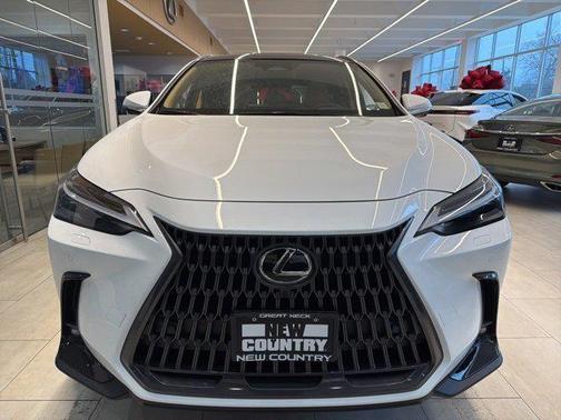 2026 Lexus NX 450h+ Luxury