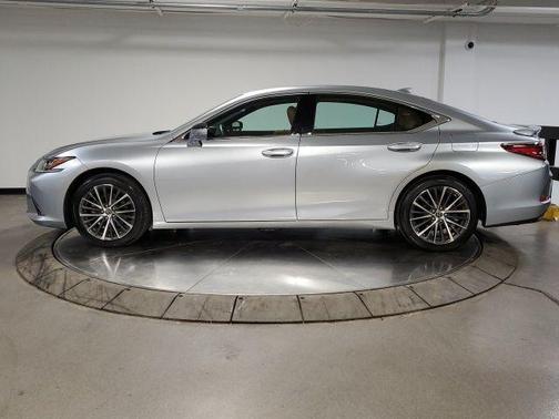 Iridium 2023 Lexus ES 350 Base