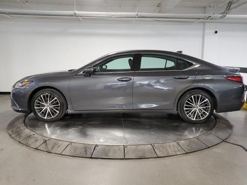 2022 Lexus ES 350 Base