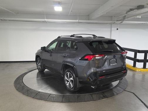 2022 Toyota RAV4 Prime SE