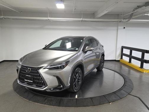 2025 Lexus NX 450h+ Luxury