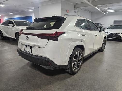 2024 Lexus UX 250h Base