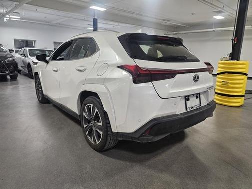 2024 Lexus UX 250h Base