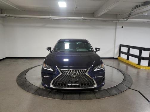 2022 Lexus ES 350 Base