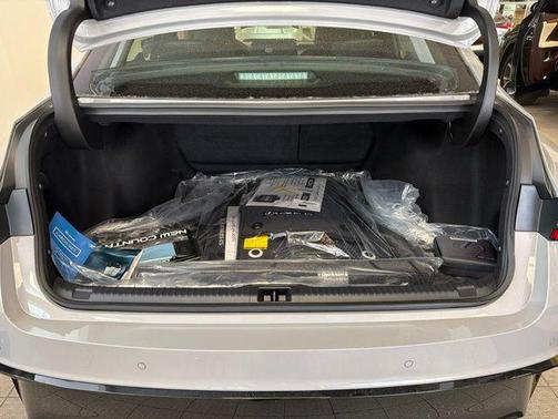 Wind 2026 Lexus IS 350 Base