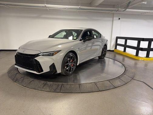 Wind 2026 Lexus IS 350 Base