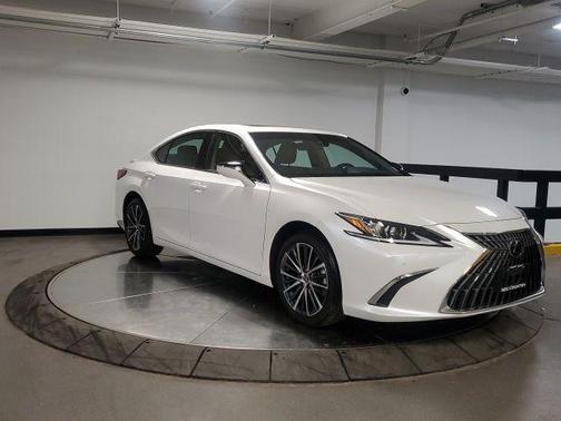 White Pearl 2025 Lexus ES 350 Base
