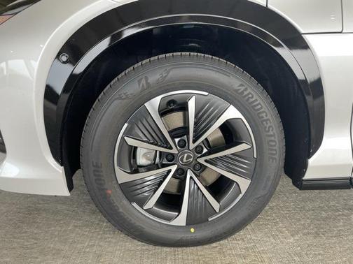 2025 Lexus RZ 450e Premium