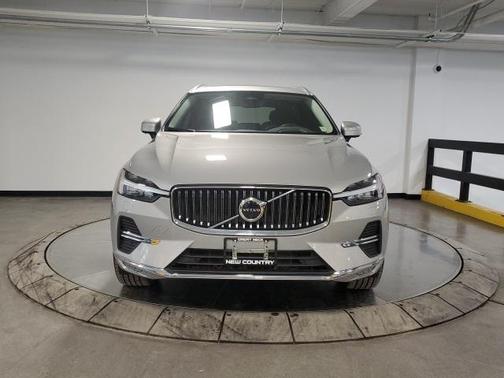 2022 Volvo XC60 B5 Inscription