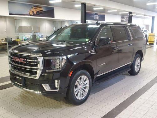 Onyx Black 2023 GMC Yukon XL SLT
