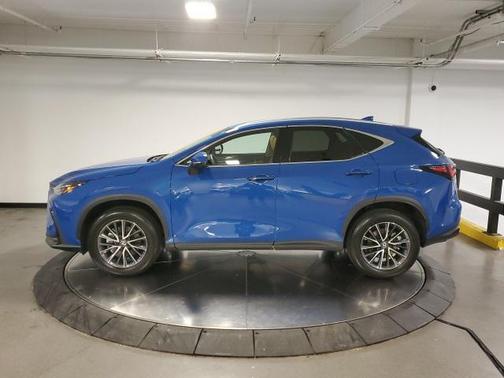2025 Lexus NX 350h Premium