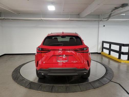 2025 Lexus NX 450h+ Luxury