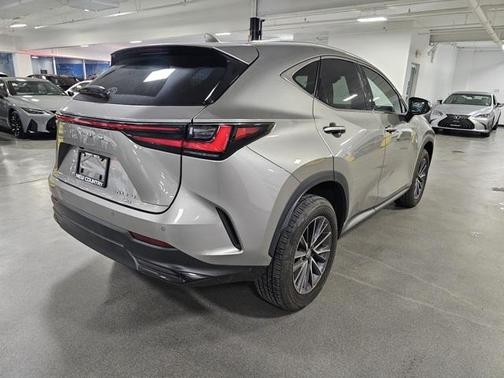 2025 Lexus NX 350 Premium