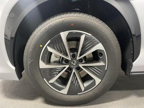 2025 Lexus RZ 450e Premium