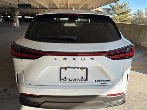 2026 Lexus NX 450h+ Luxury