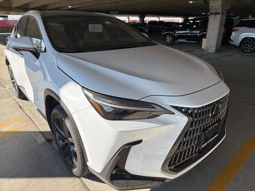 2026 Lexus NX 450h+ Luxury