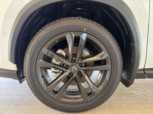 2026 Lexus NX 450h+ Luxury