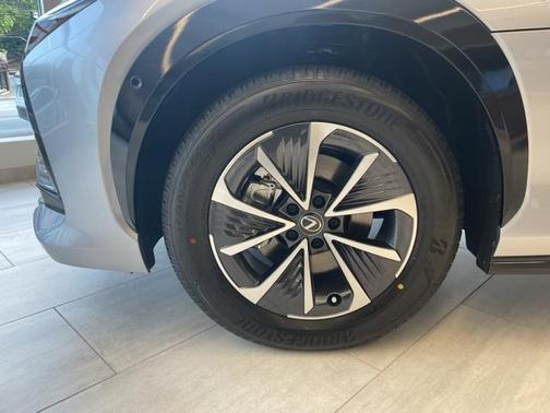 2025 Lexus RZ 450e Premium