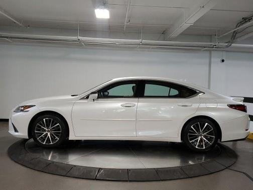 White Pearl 2023 Lexus ES 350 Base