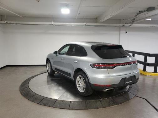 2019 Porsche Macan Base