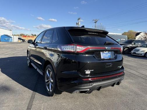 2018 Ford Edge Sport