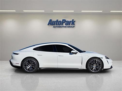 2021 Porsche Taycan Base