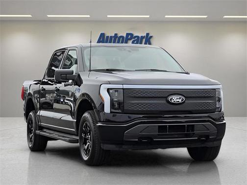 2025 Ford F-150 Lightning XLT