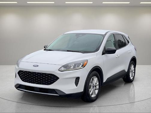 Oxford White 2022 Ford Escape SE