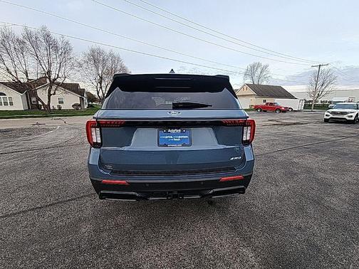 Vapor Blue Metallic 2026 Ford Explorer ST-Line