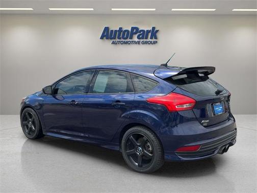 2017 Ford Focus ST Base