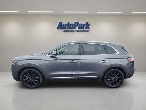 Gray Metallic 2022 Lincoln Nautilus Reserve