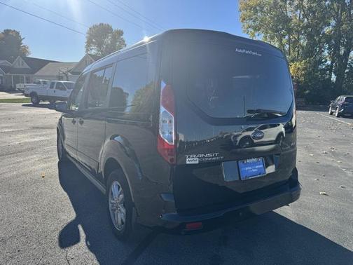2022 Ford Transit Connect XLT w/Rear Liftgate
