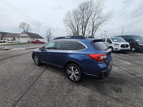 Abyss Blue Pearl 2019 Subaru Outback 2.5i Limited