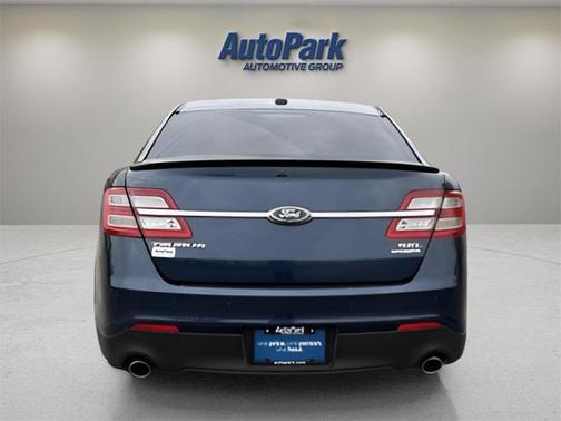 2016 Ford Taurus SEL