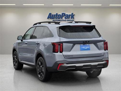 2025 Kia Sorento SX