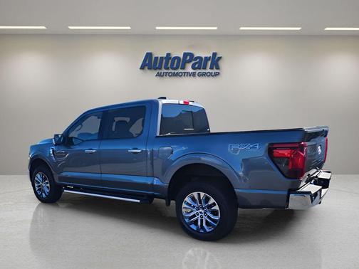 Carbonized Gray Metallic 2026 Ford F-150 XLT