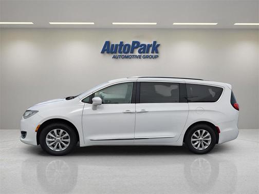 2018 Chrysler Pacifica Touring-L Plus