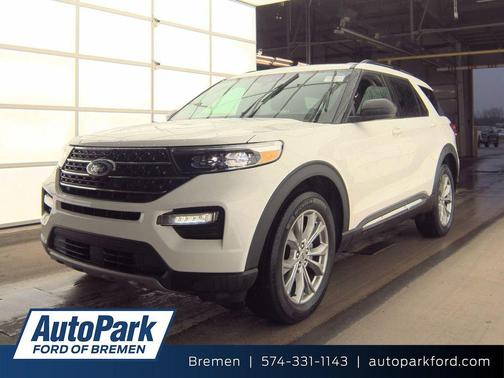 Star White Metallic Tri-Coat 2023 Ford Explorer XLT