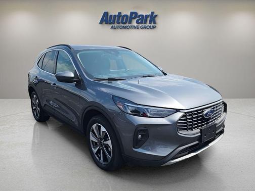 Carbonized Gray Metallic 2025 Ford Escape Platinum