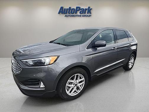 Gray Metallic 2024 Ford Edge SEL