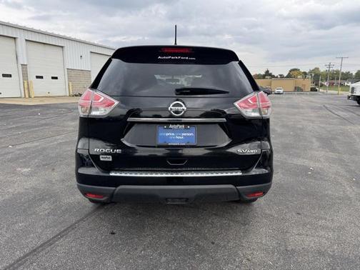2015 Nissan Rogue SV