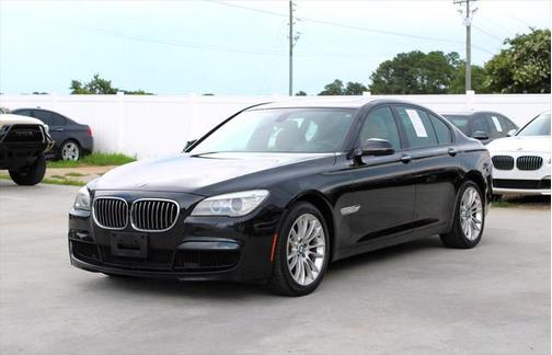 2013 BMW 750 i xDrive