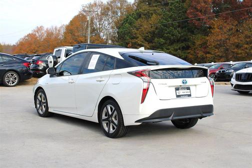 2017 Toyota Prius Three Touring