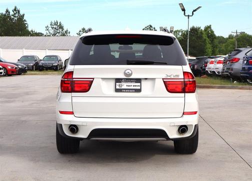 Alpine White 2012 BMW X5 xDrive35d